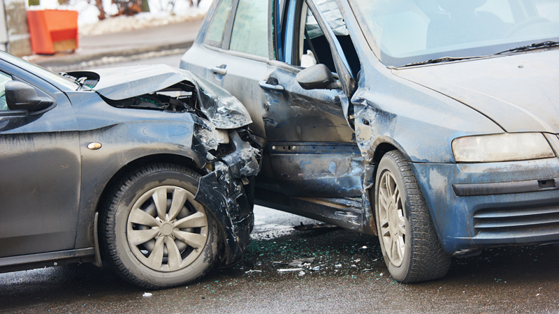 Tucson, AZ – Crash With Injuries on Campbell Ave Near Roger Rd