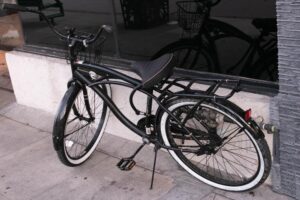 Tolleson, AZ - Injury Collision Involving Bicycle on 99th Ave