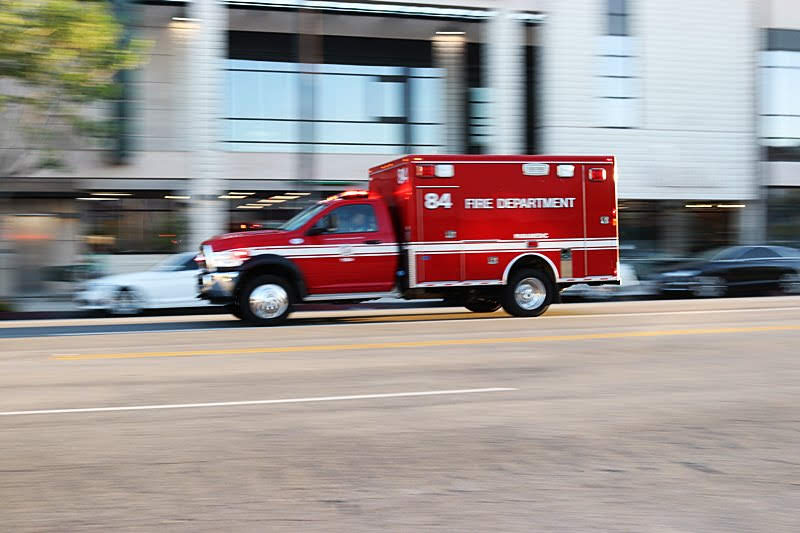 Tucson, AZ - Injury Accident blocks Speedway Rd and I‑10 Frontage Rd